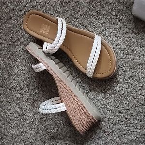 White 6.5 wedge sandals